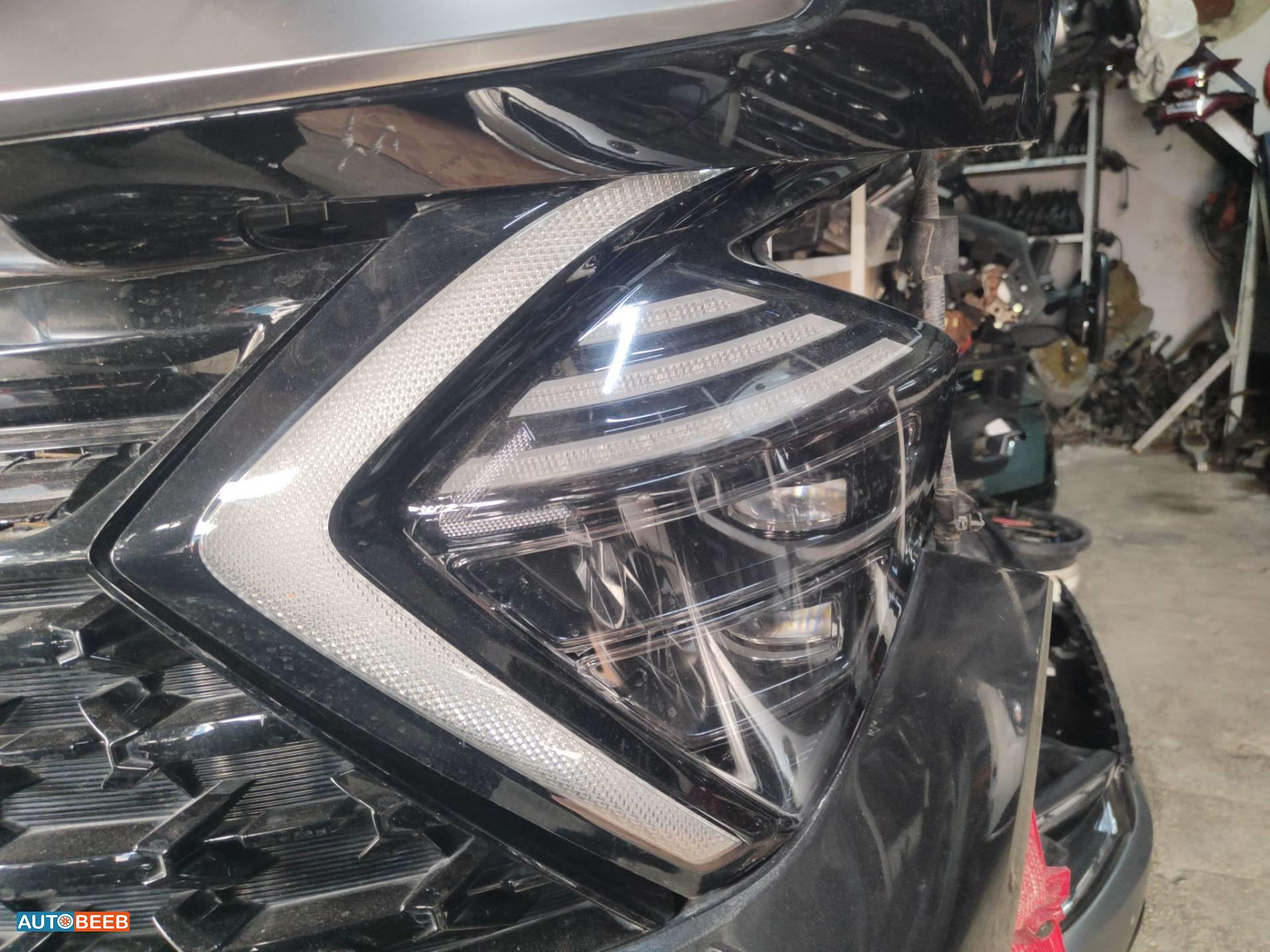 ضوء امامي شمال كيا سبورتاج 2022 2023