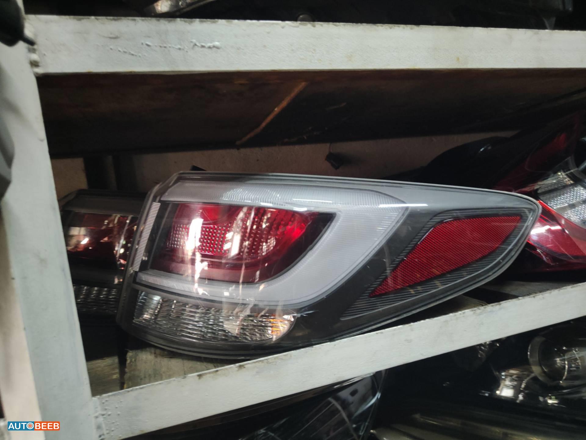 ضوء خلفي يمين شمال هيونداي سوناتا 2017 2018