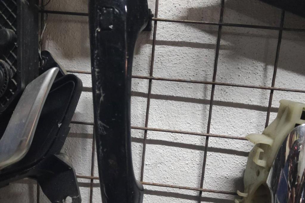 Body  Door Handle  Hyundai Ioniq