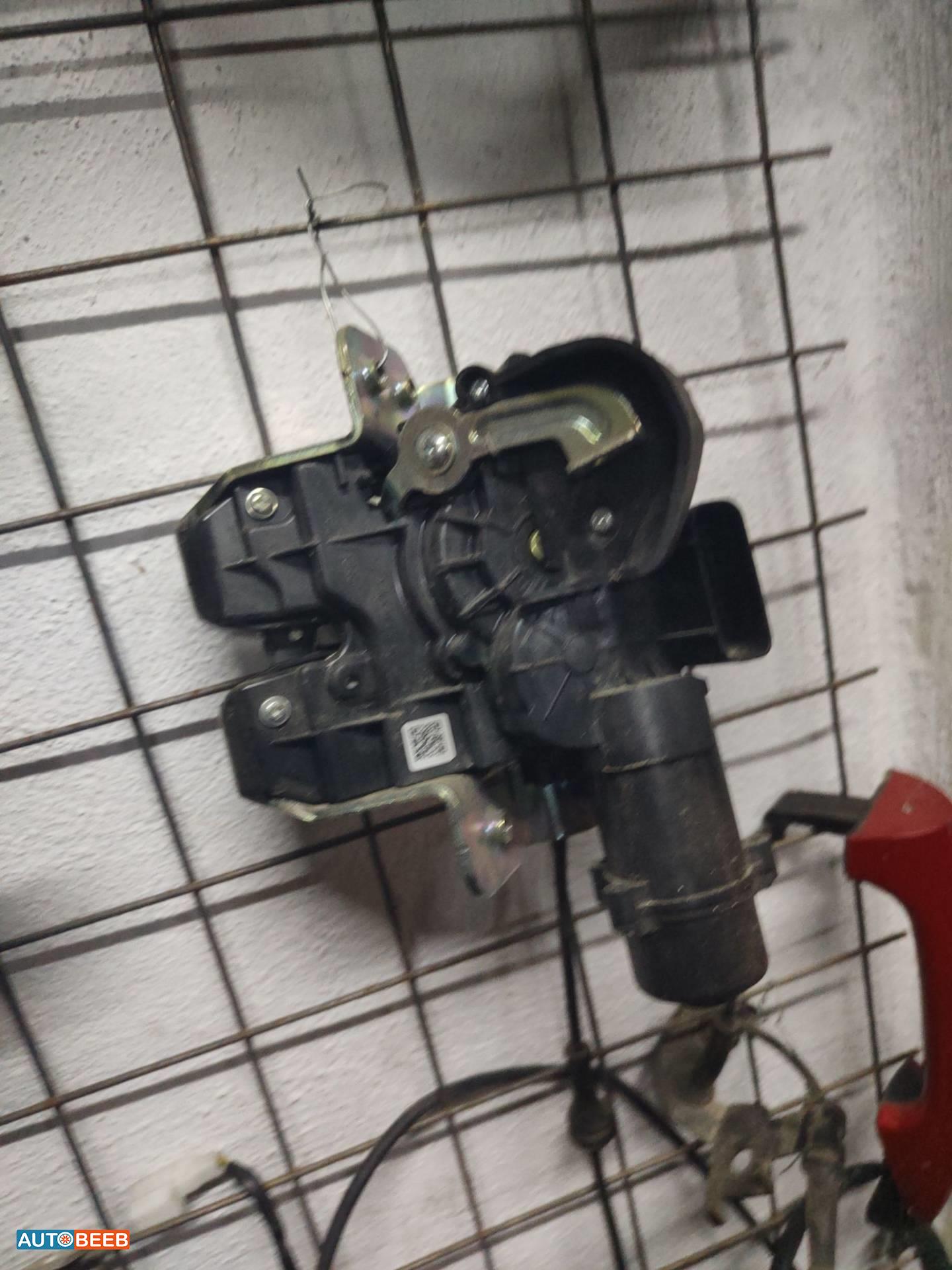 زرفيل غطاء خلفي هيونداي ايونيك 5 2022 2023