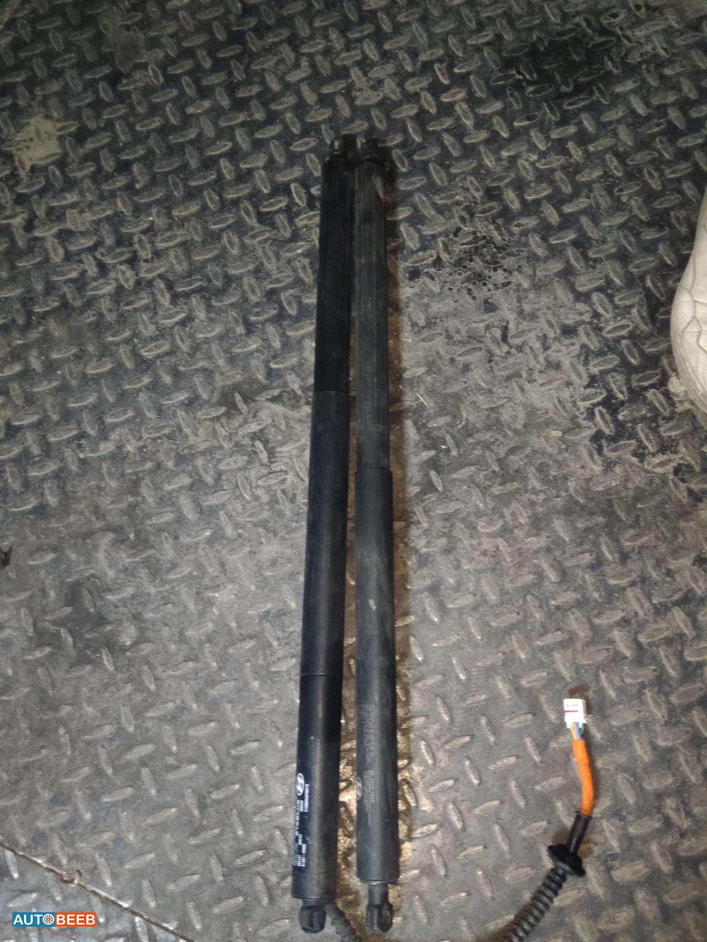 صنوبرص خلفي هيونداي ايونيك 5 2022 2023