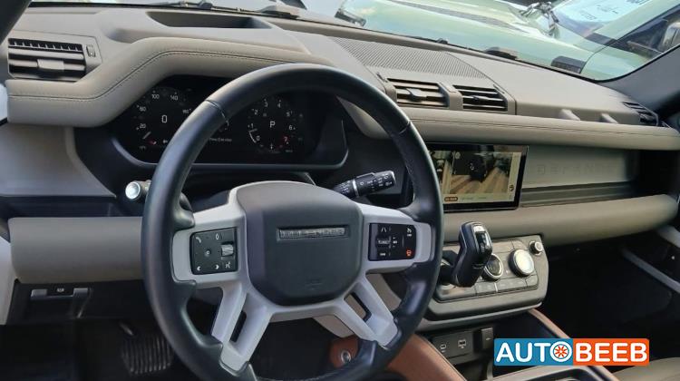 لاندروفر ديفندر 2023