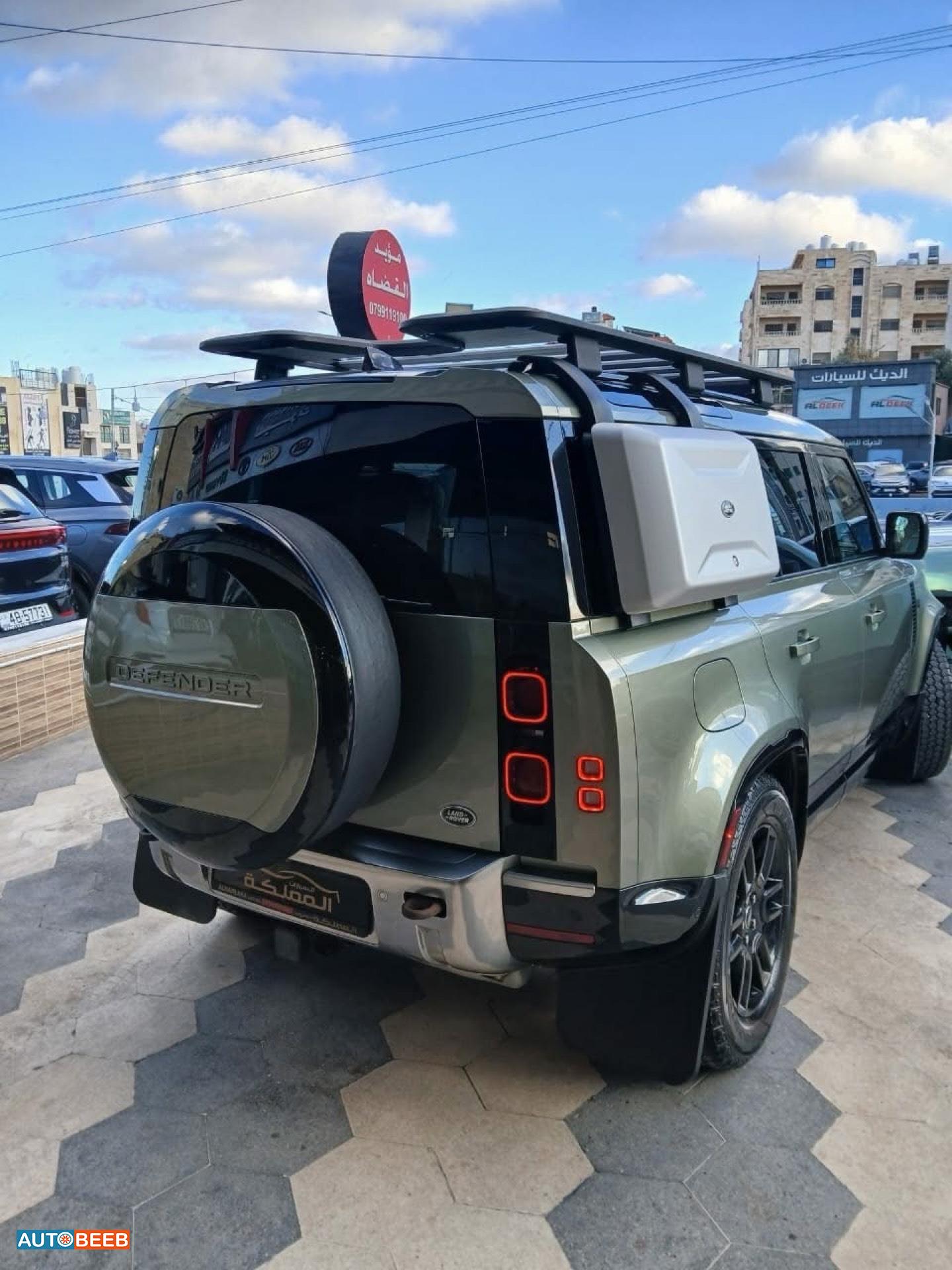 لاندروفر ديفندر 2023