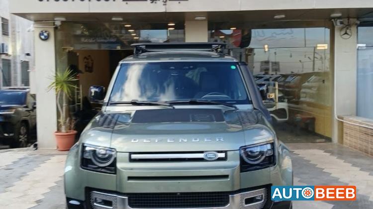 لاندروفر ديفندر 2023