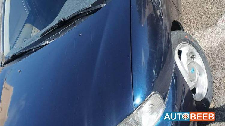 كيا سيفيا 1996