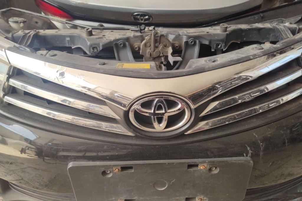 Body  Grilles Toyota Corolla