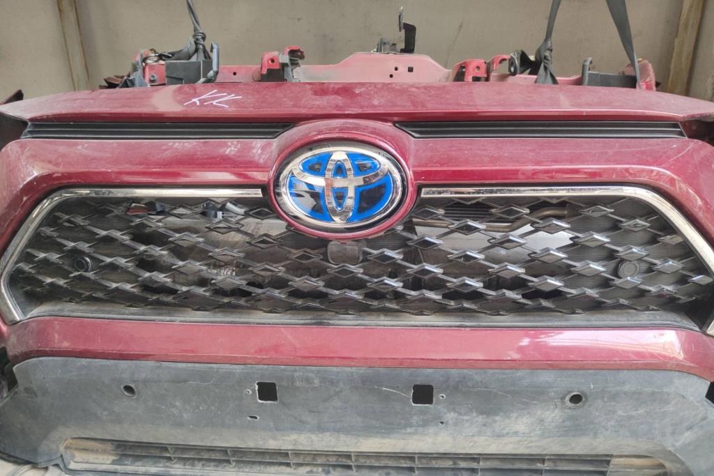 شل امامي تويوتا راف فور 2019 2020 2021 2022