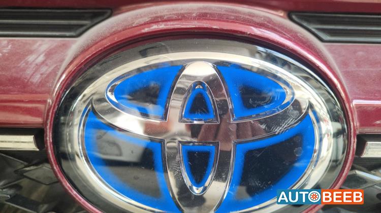 Body  Emblems Toyota RAV4