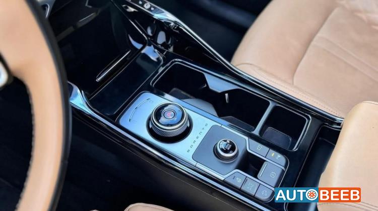 كيا سورينتو 2023