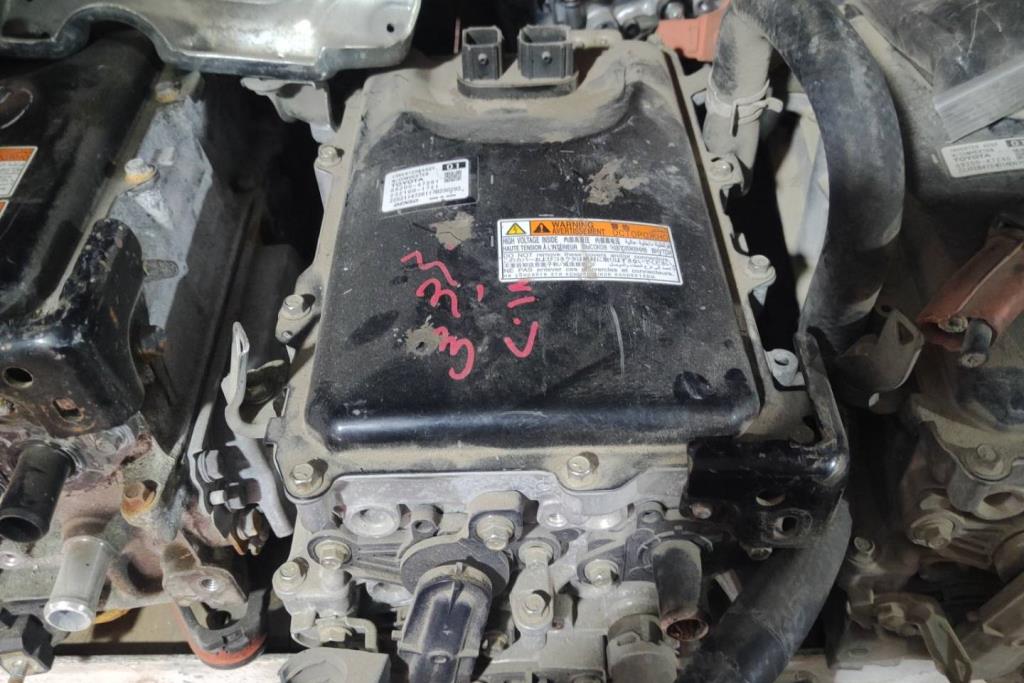 انفيرتير تويوتا بريوس 2018 2019