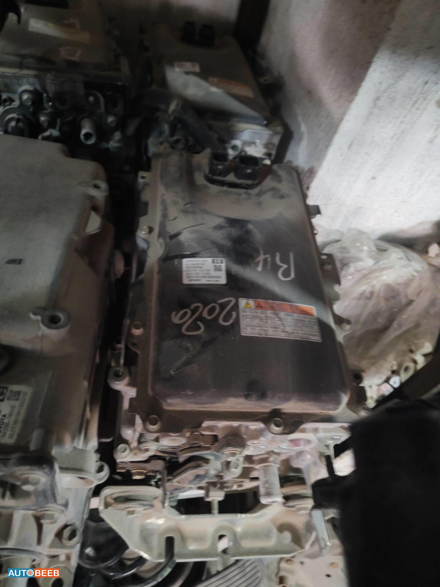 انفيرتير تويوتا راف فور 2020 2021