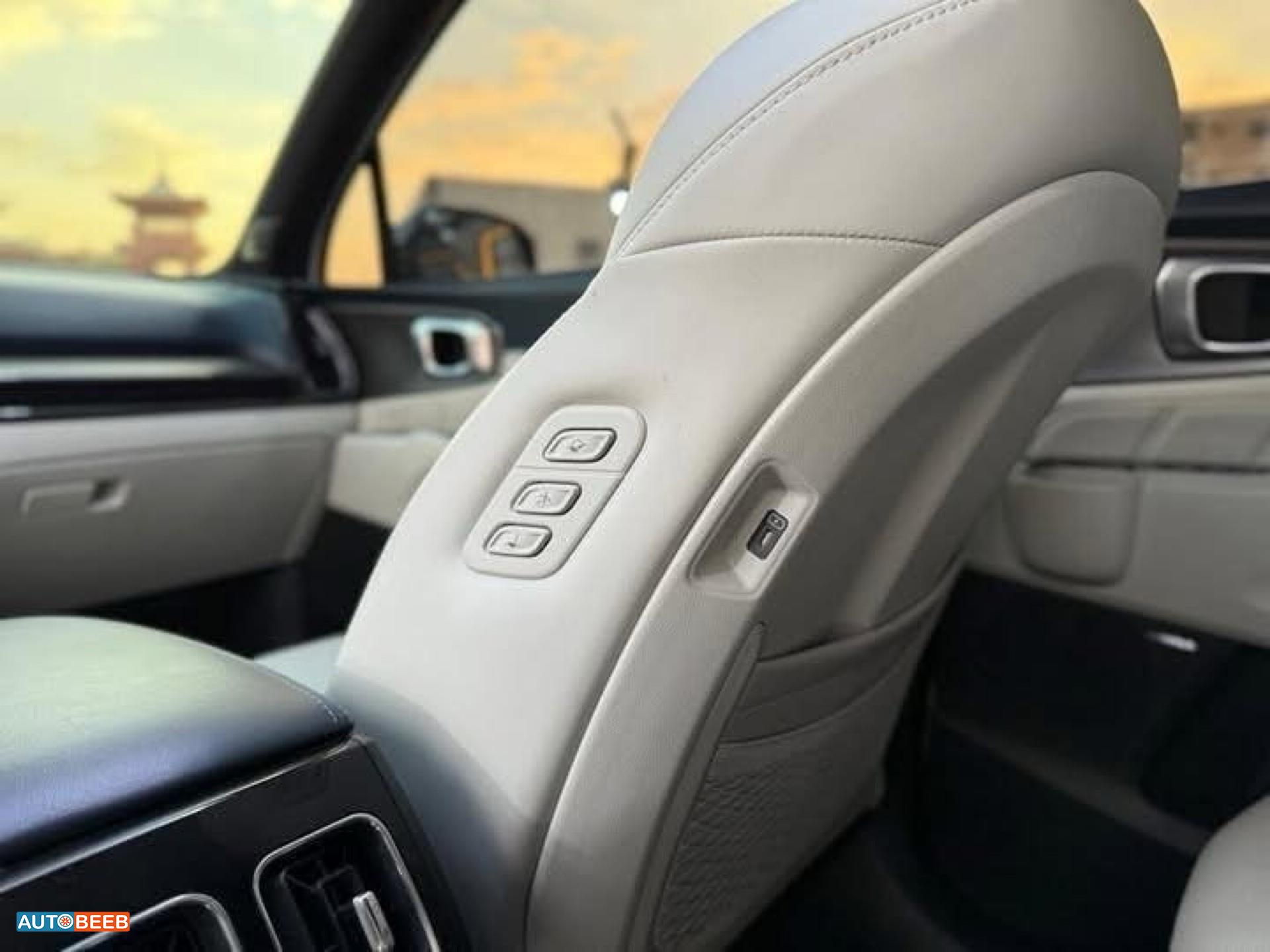 كيا سورينتو 2025