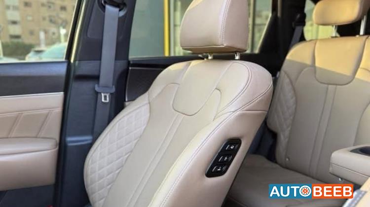 كيا سورينتو 2025