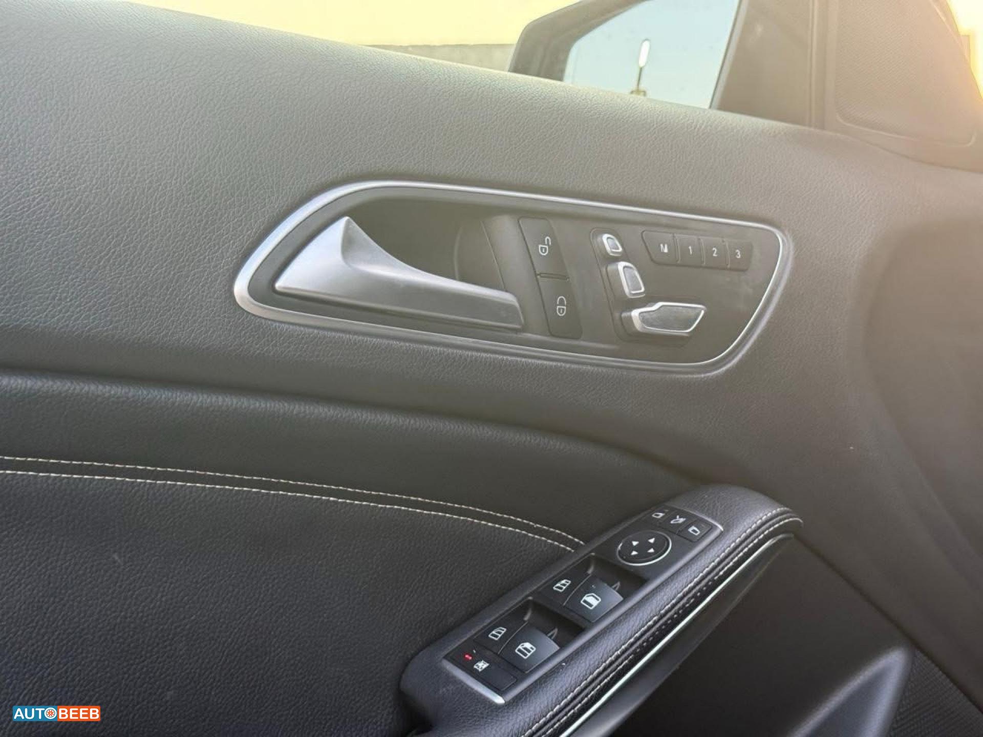 مرسيدس بنز CLA200 2020