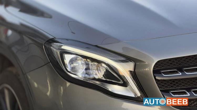 مرسيدس بنز CLA200 2020