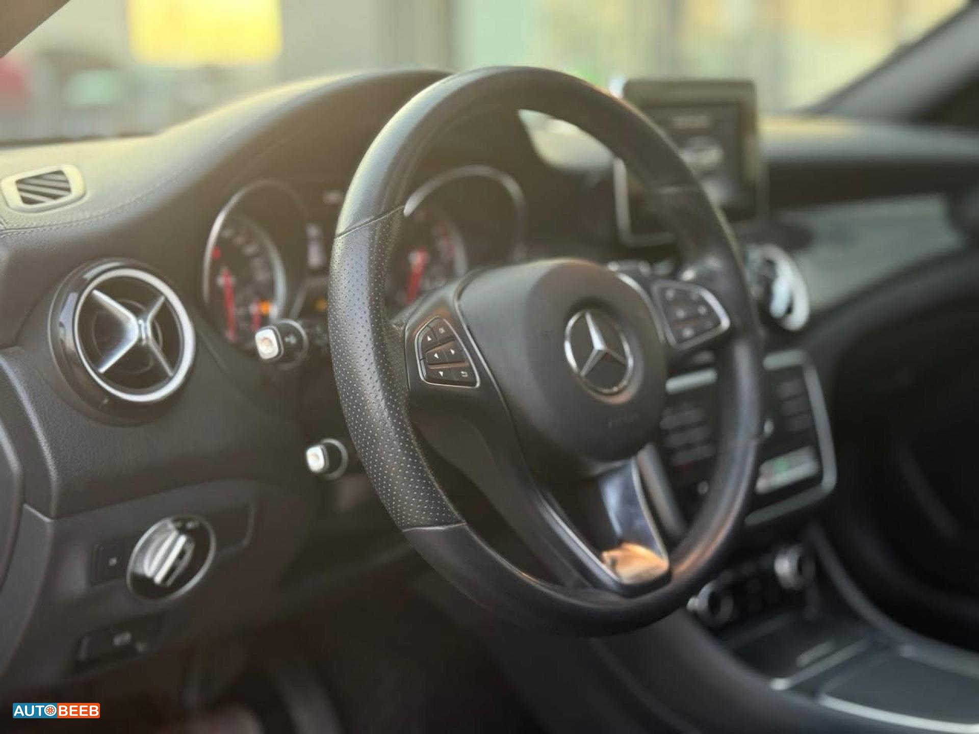 مرسيدس بنز CLA200 2020