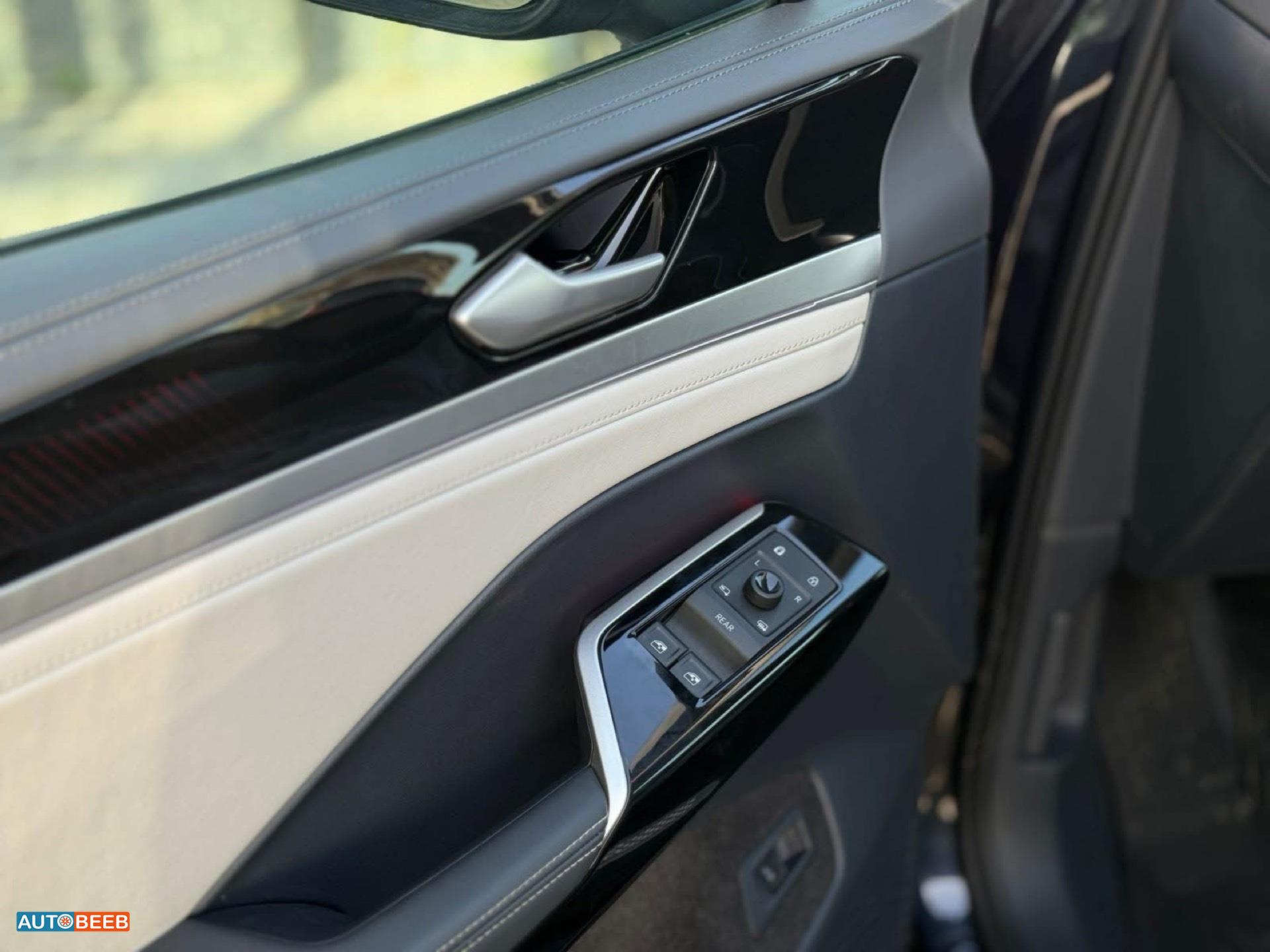 فولكس فاجن ID 6 2023