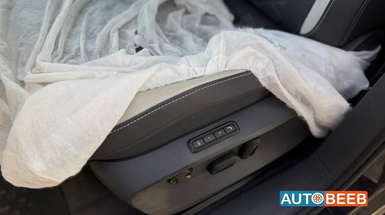 فولكس فاجن ID 6 2023