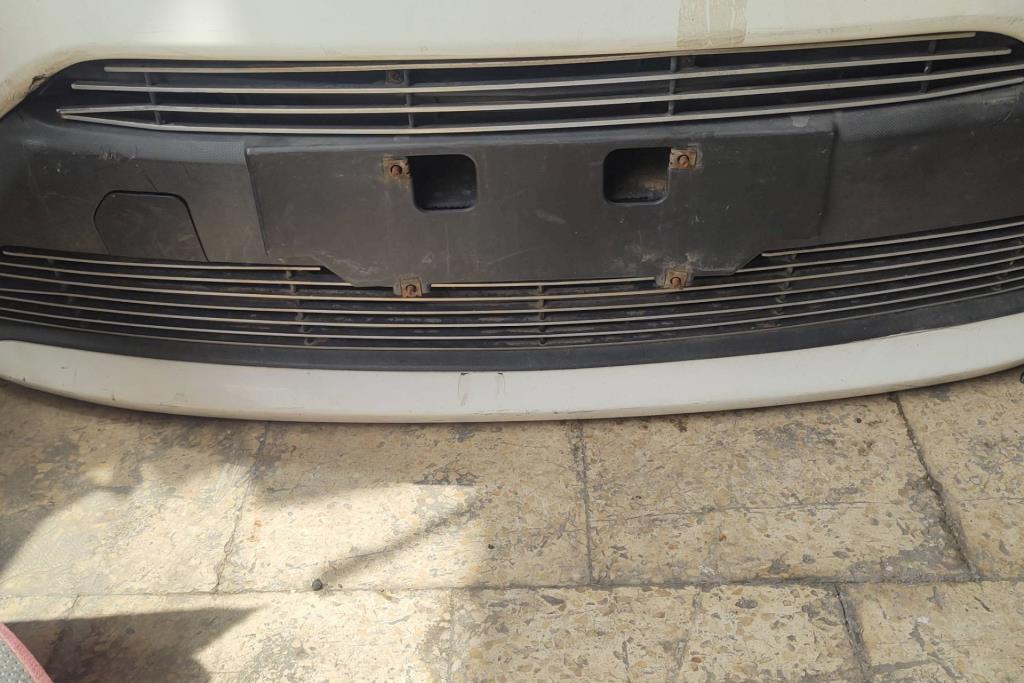 Body  Grilles Toyota Yaris