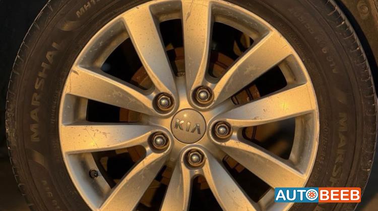 كيا سيراتو 2015