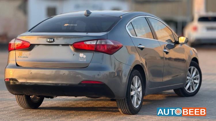 كيا سيراتو 2015