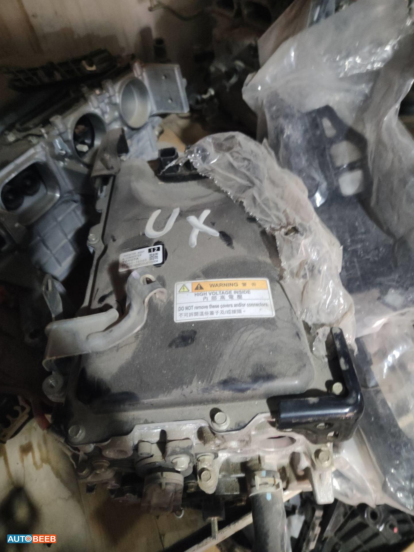 انفيرتير لكزس ux300 2019 2020