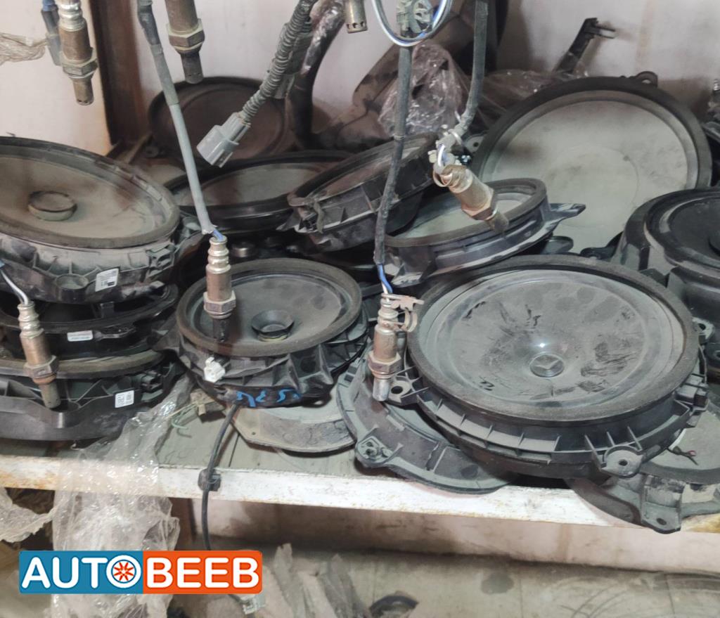 سماعات جميع السيارات الياباني