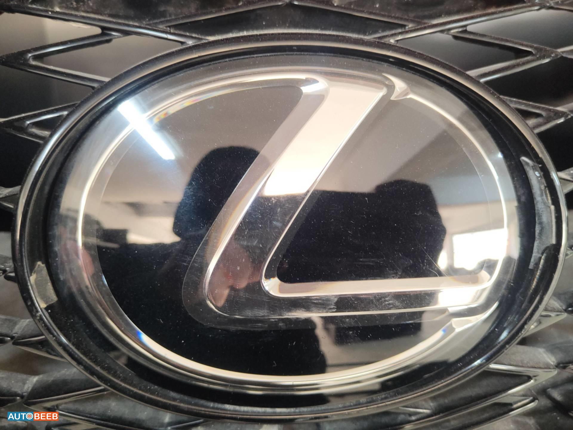 شعار طمبون امامي لكزس is200 2020 2021