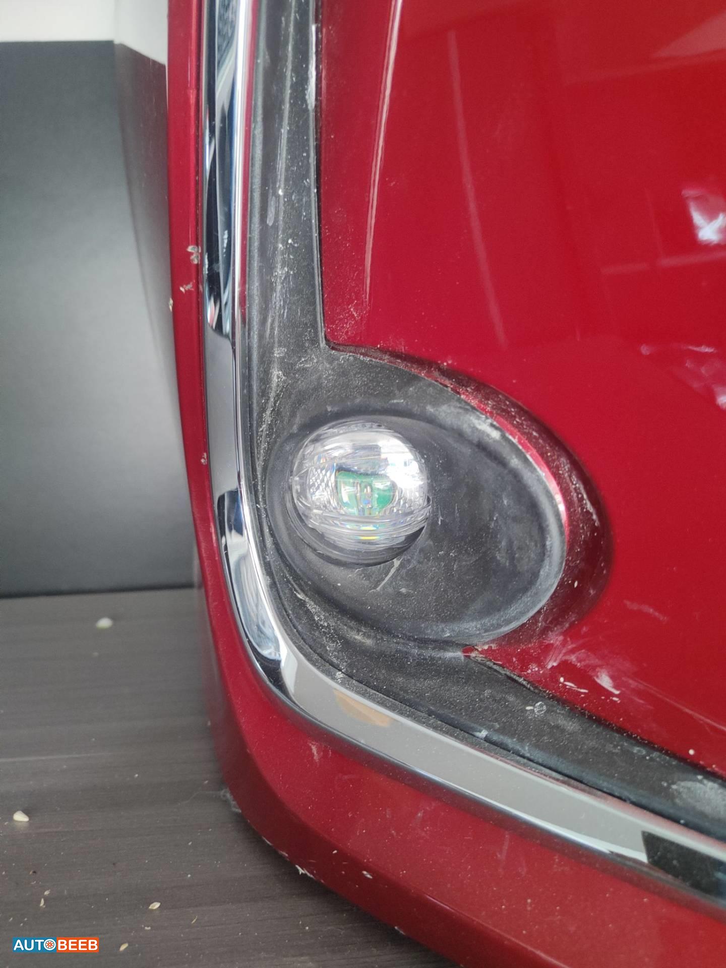 كشاف امامي يمين تويوتا كورولا 2021 2022 2023