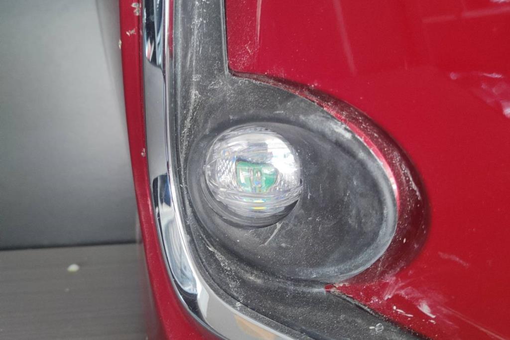 كشاف امامي يمين تويوتا كورولا 2021 2022 2023