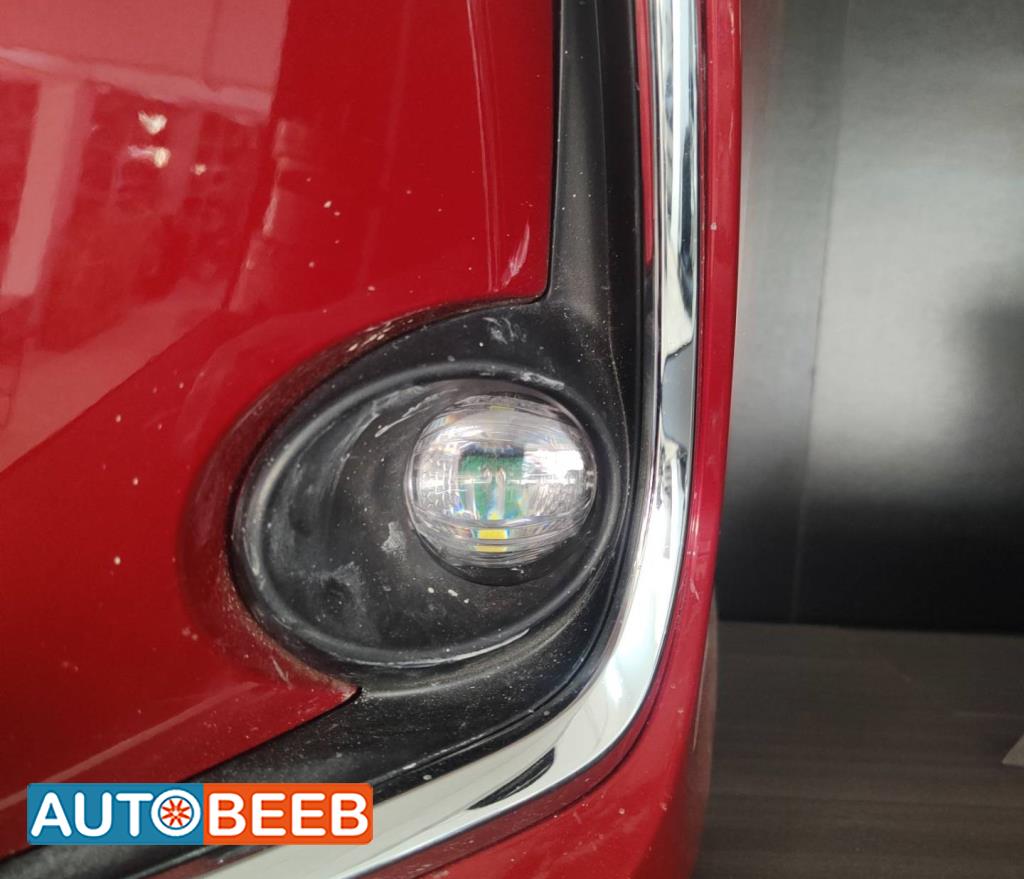 كشاف امامي شمال تويوتا كورولا 2021 2022 2023