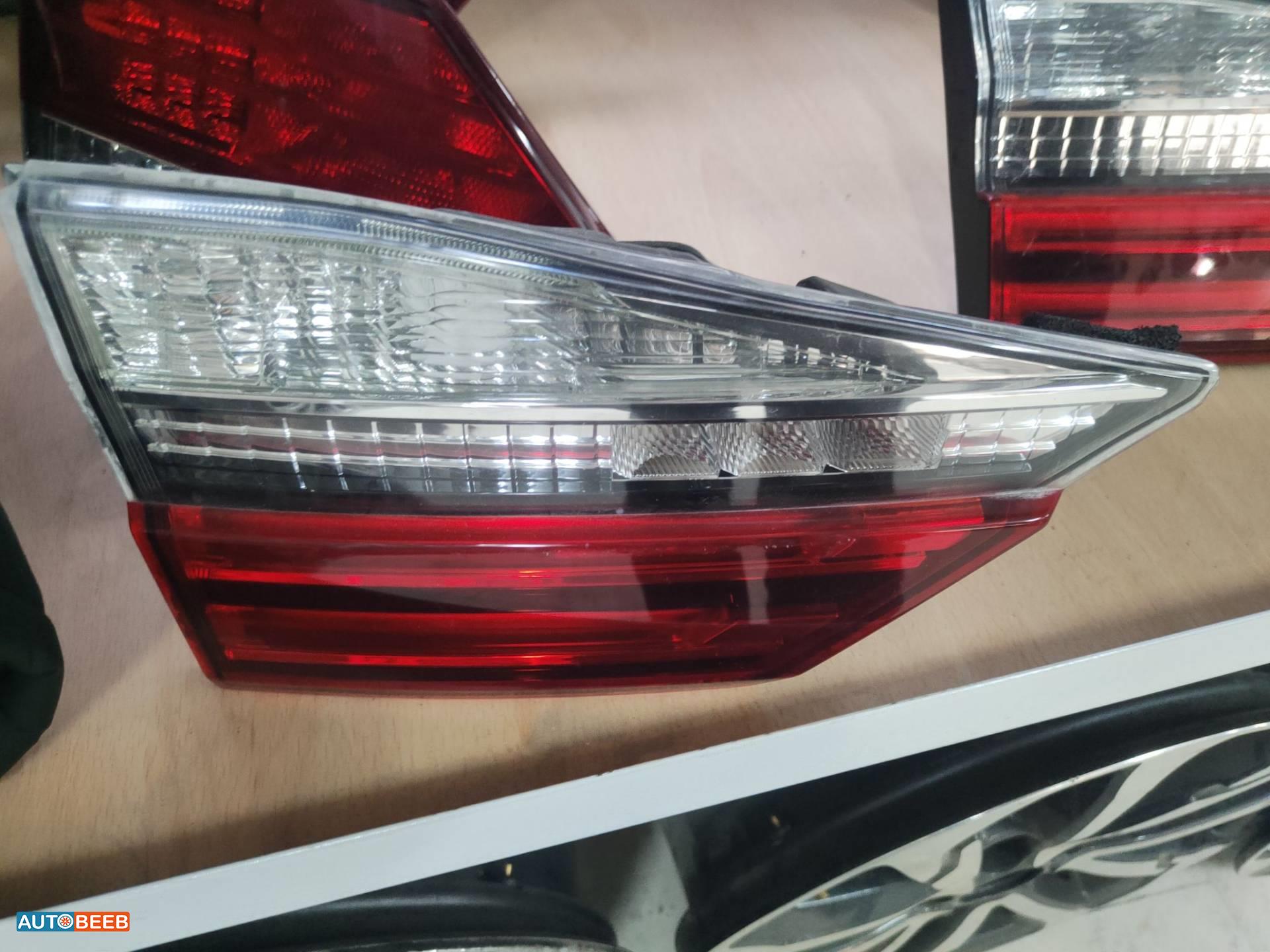 عاكسة طمبون خلفي لكزس es300 2017 2018