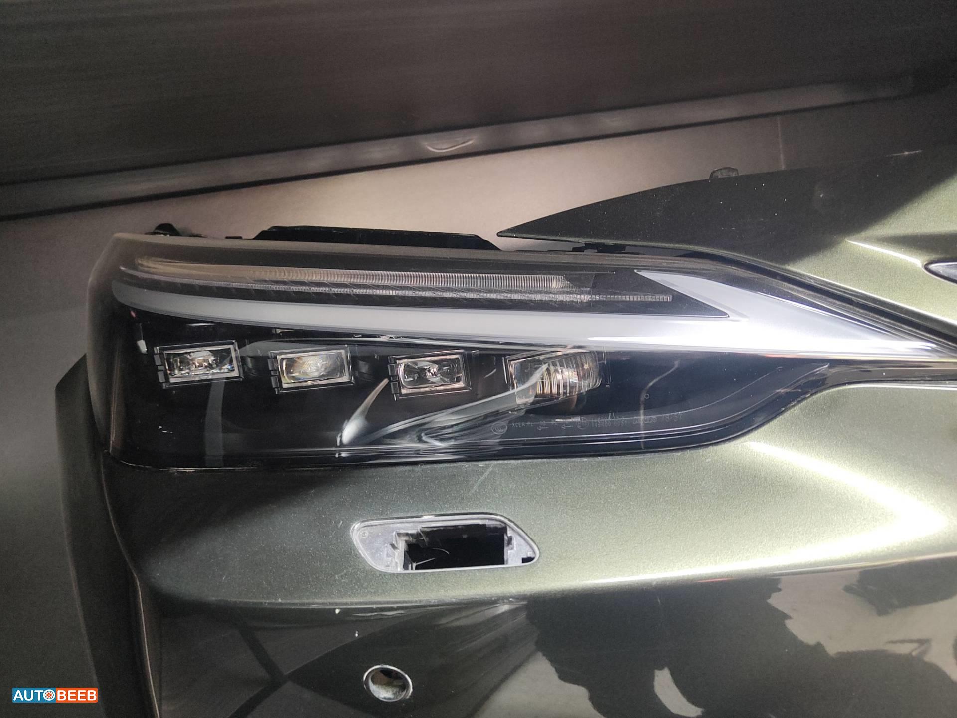 ضوء امامي يمين لكزس nx250 2021 2022 2023