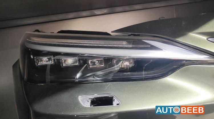 ضوء امامي يمين لكزس nx250 2021 2022 2023