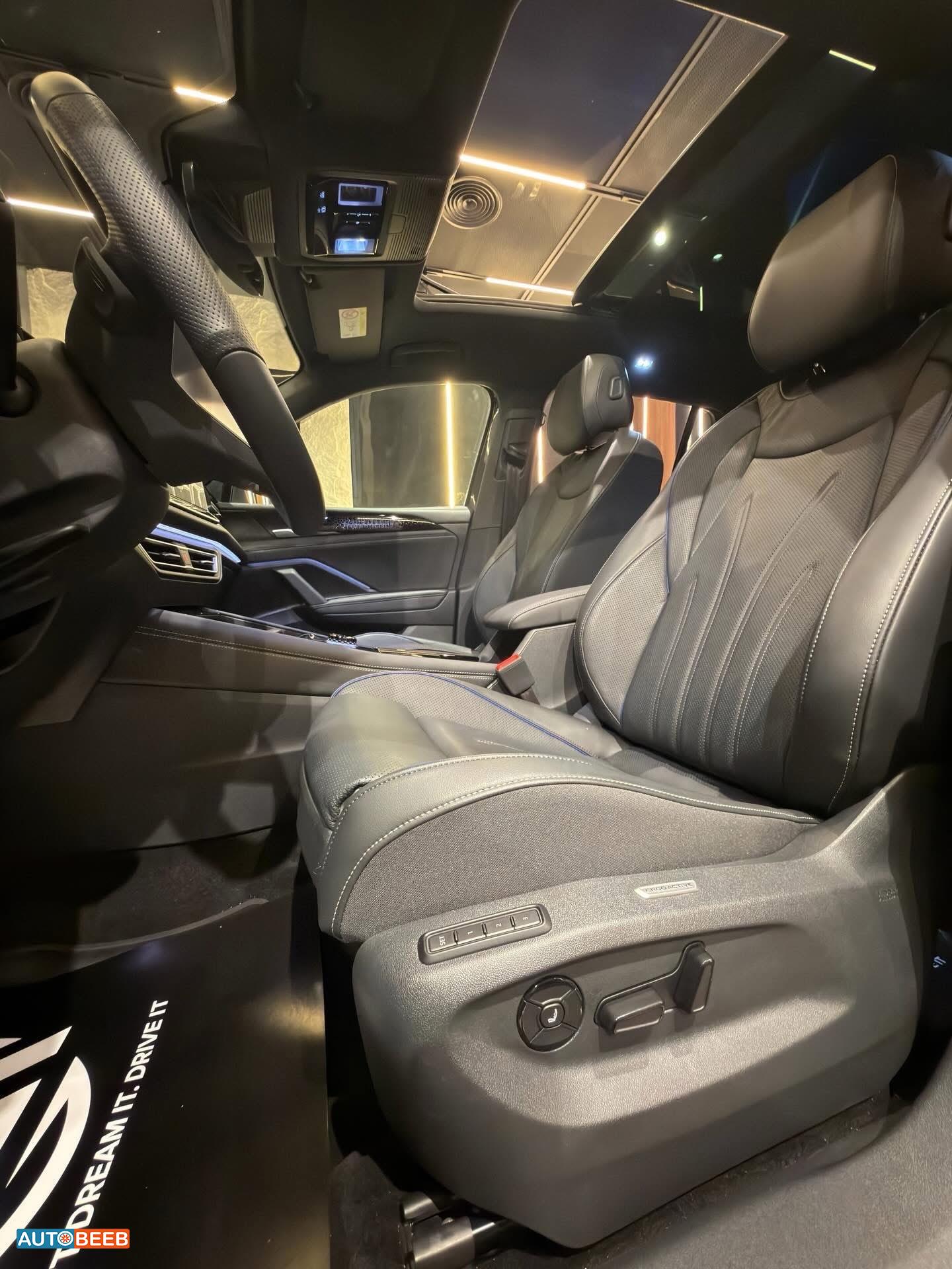 Volkswagen Tiguan 2024