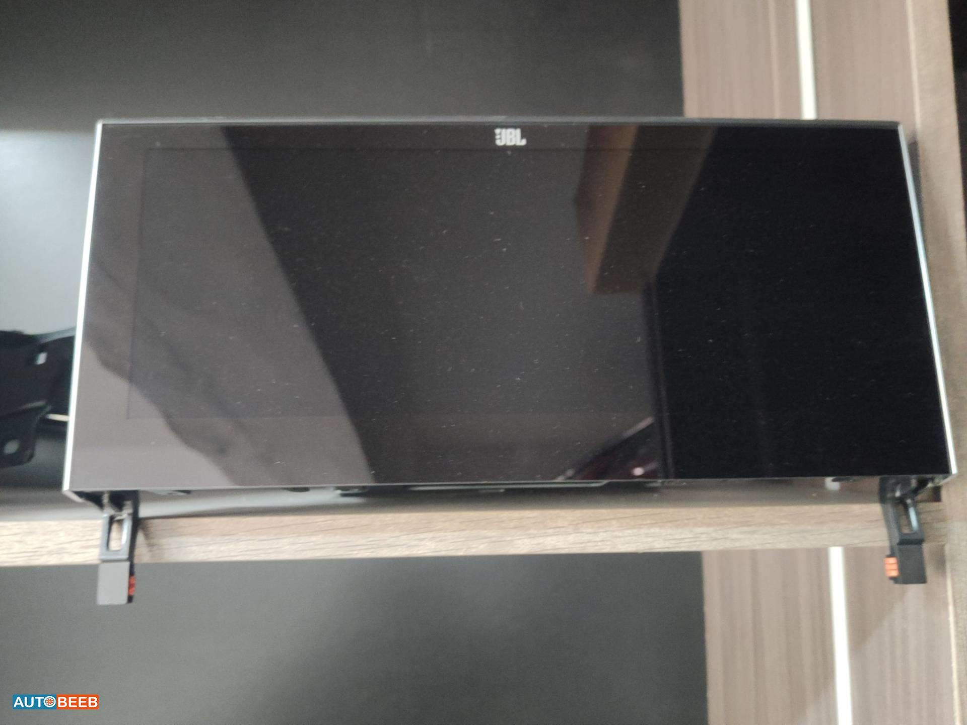 شاشة تابلوه تويوتا bz4x 2023 2024