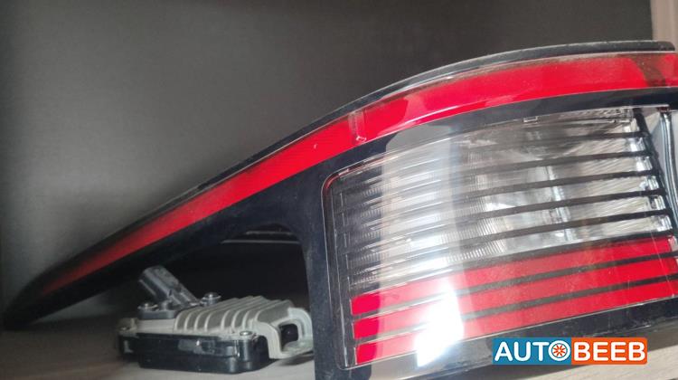 ضوء خلفي يمين شمال تويوتا bz4x 2023 2024