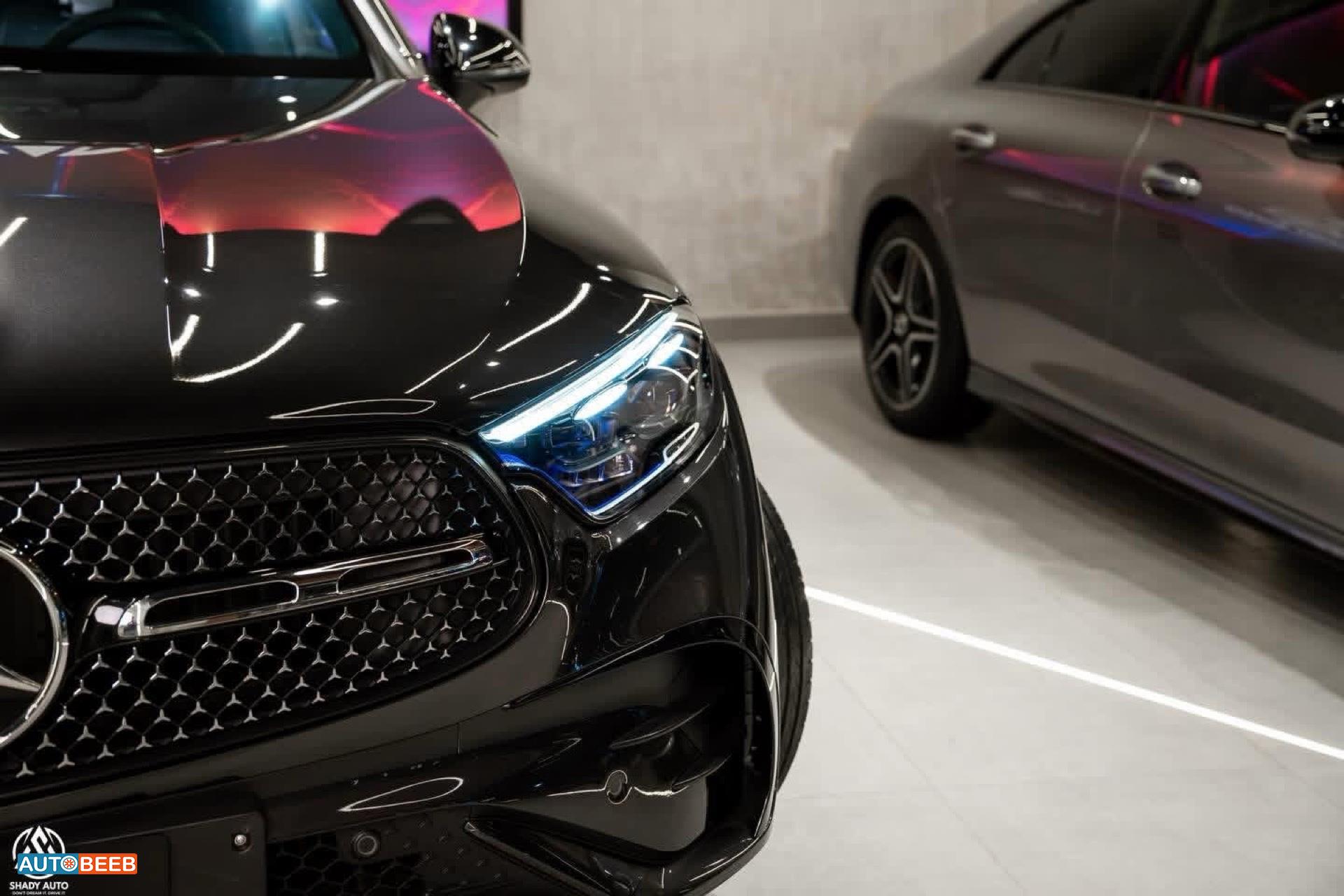 Mercedes Benz GLC300 2024