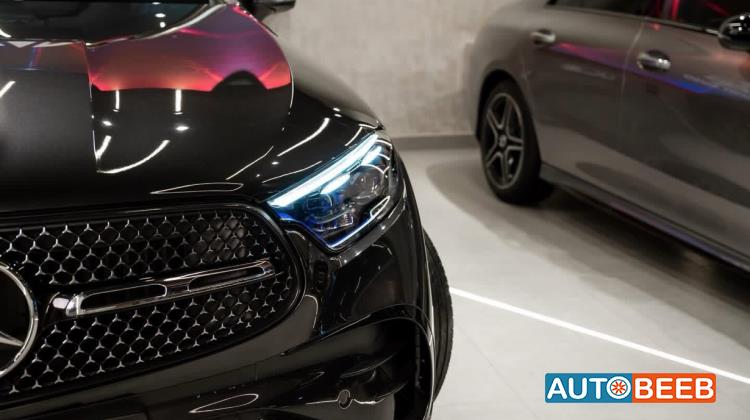 Mercedes Benz GLC300 2024