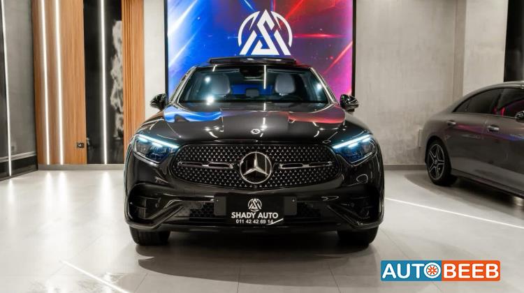 Mercedes Benz GLC300 2024