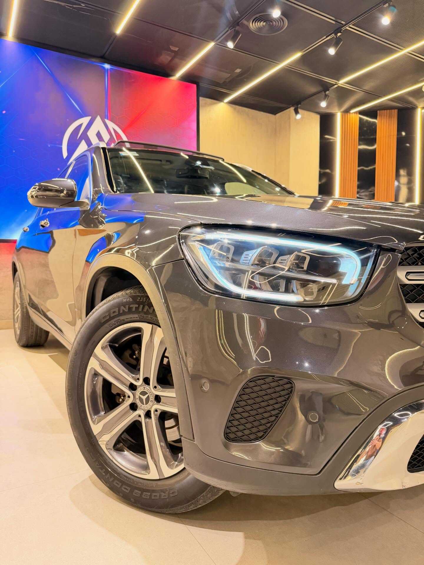 مرسيدس بنز GLC200 2021