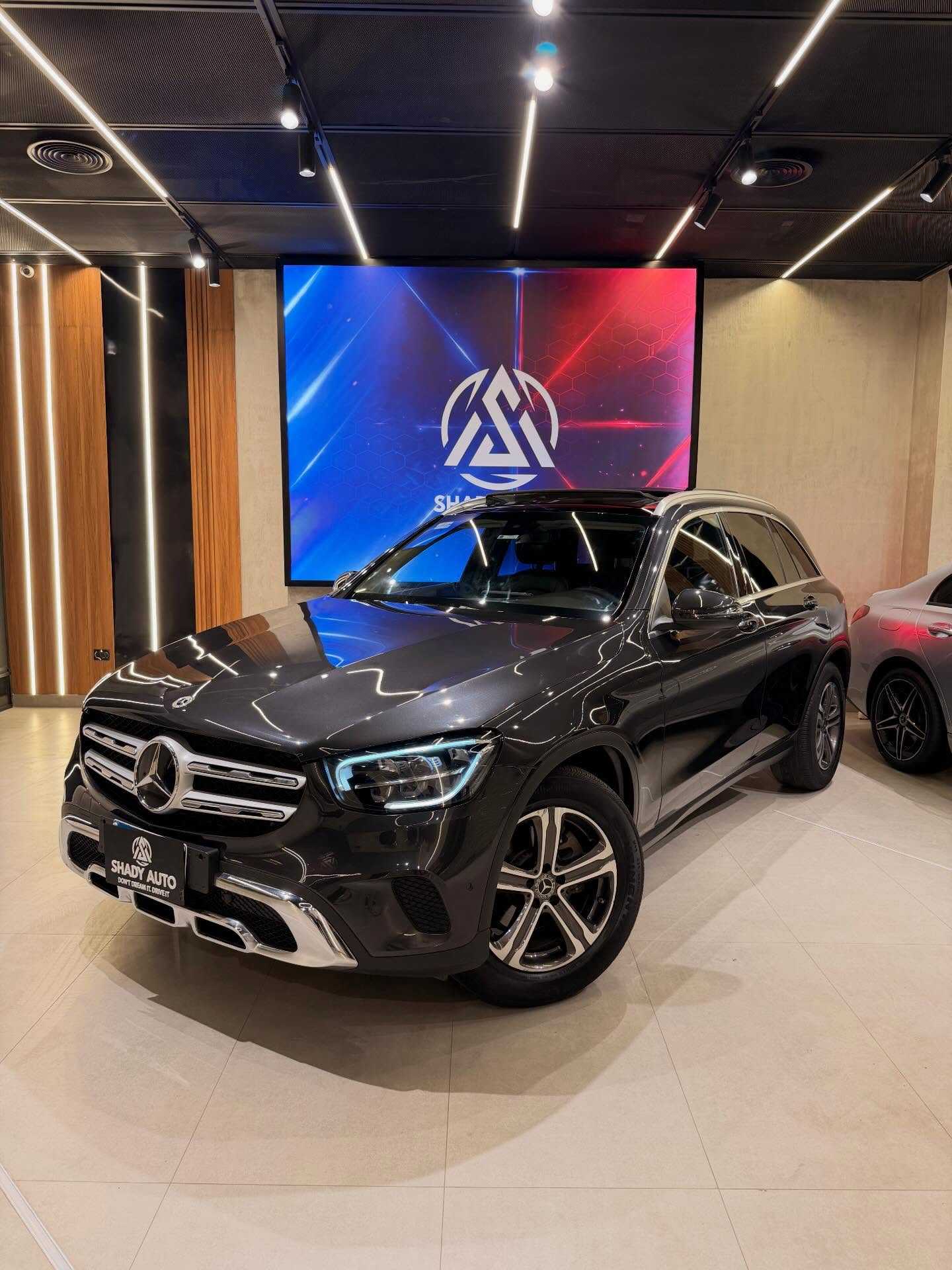 مرسيدس بنز GLC200 2021