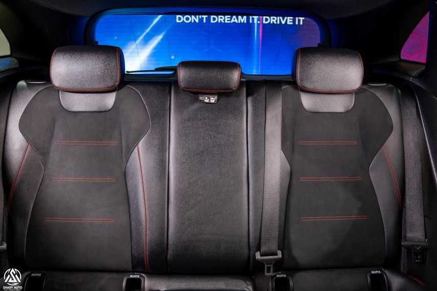 Mercedes Benz CLA200 2021