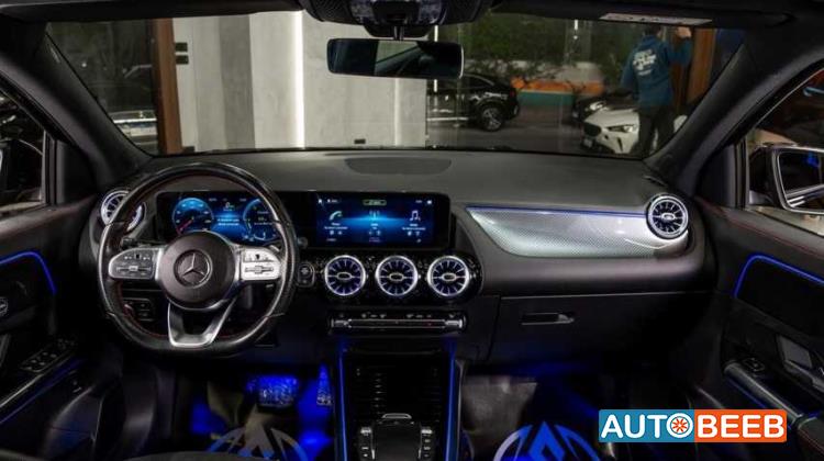 Mercedes Benz CLA200 2021