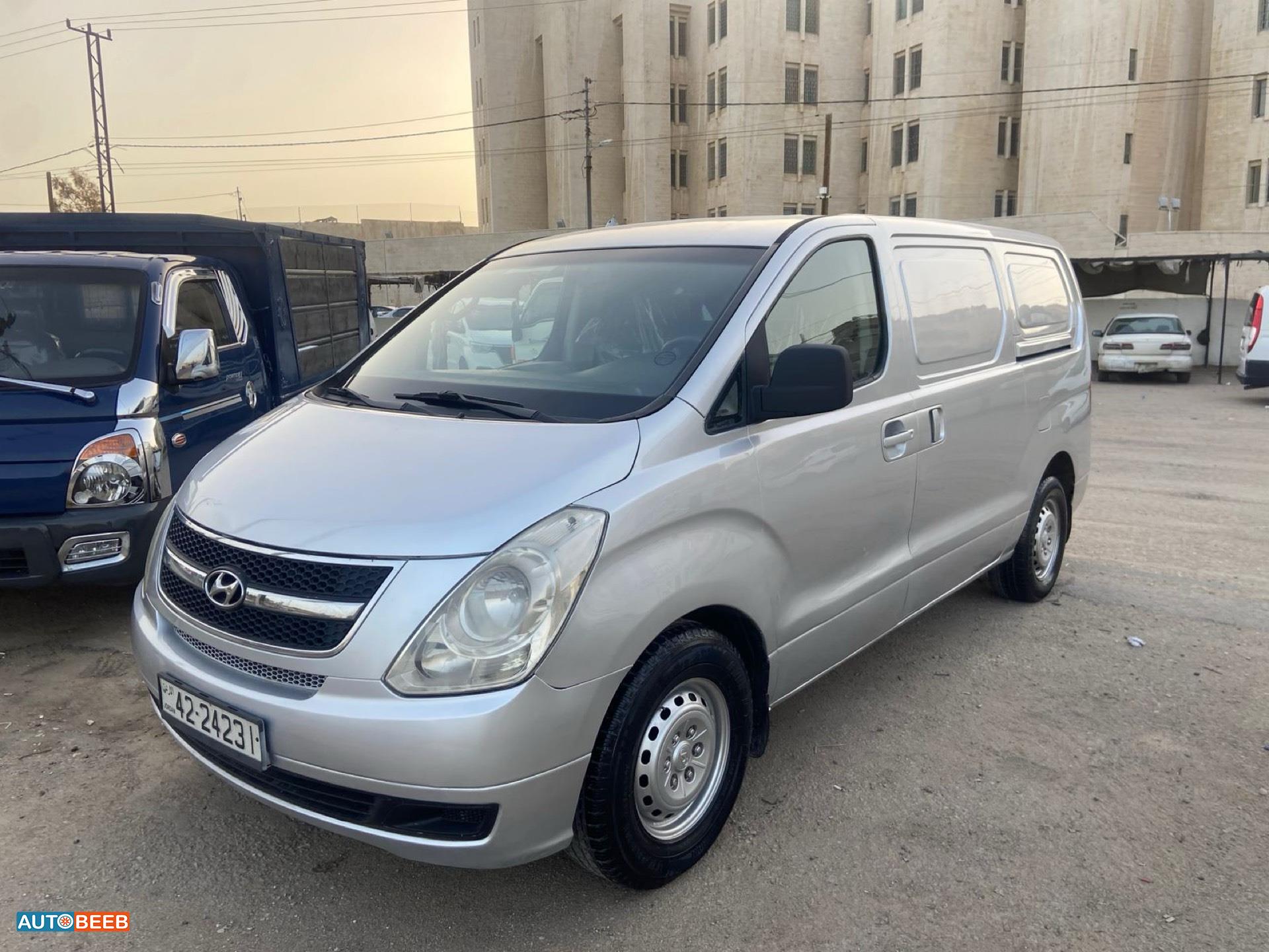 ميني فان هيونداي 2008