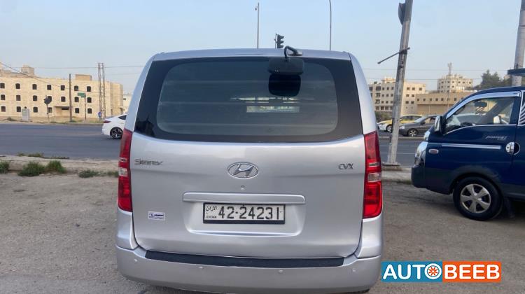 ميني فان هيونداي 2008