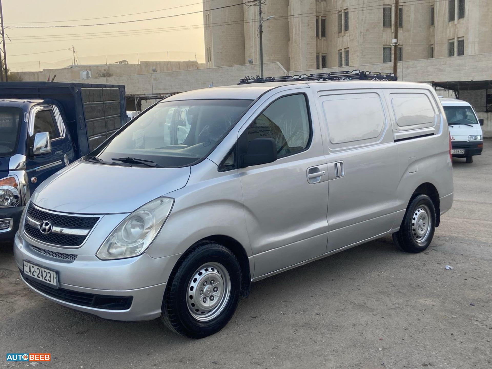 ميني فان هيونداي 2008