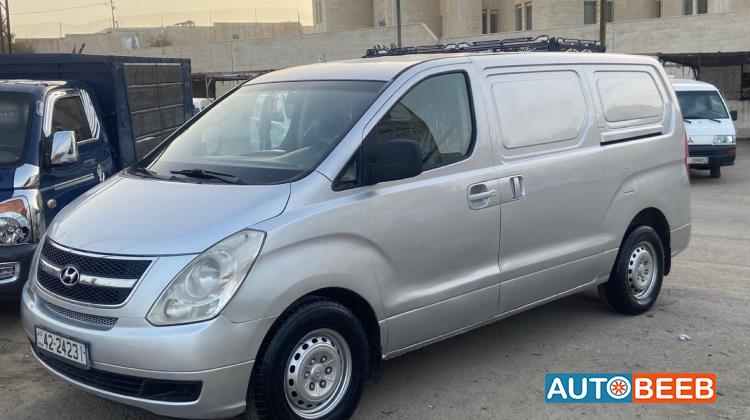 ميني فان هيونداي 2008