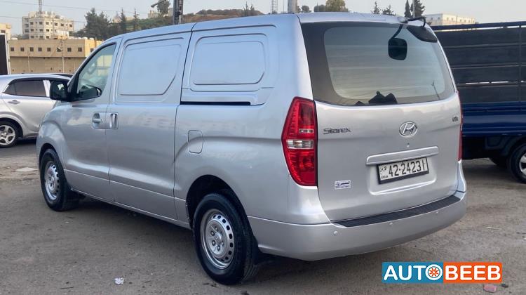 ميني فان هيونداي 2008