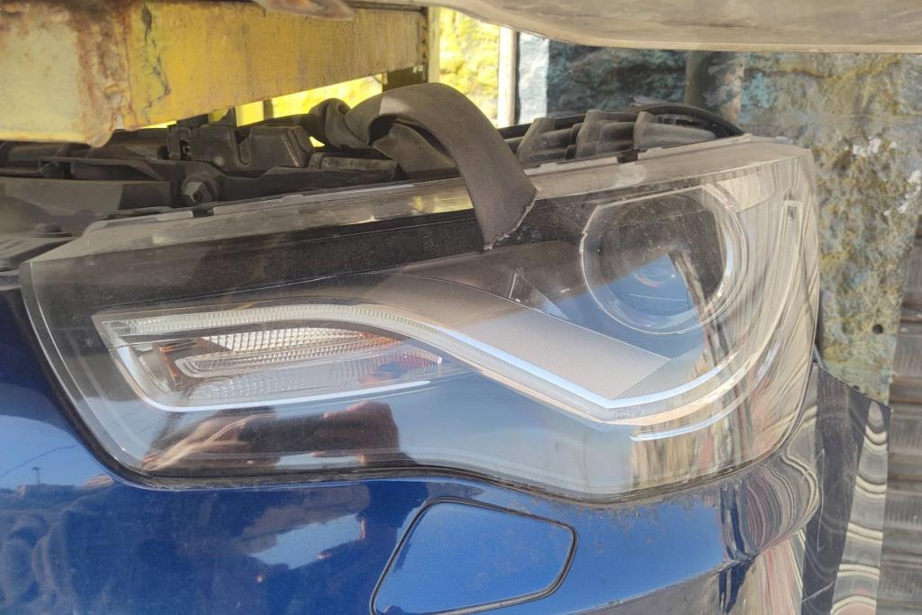 Lights Front light Audi A1
